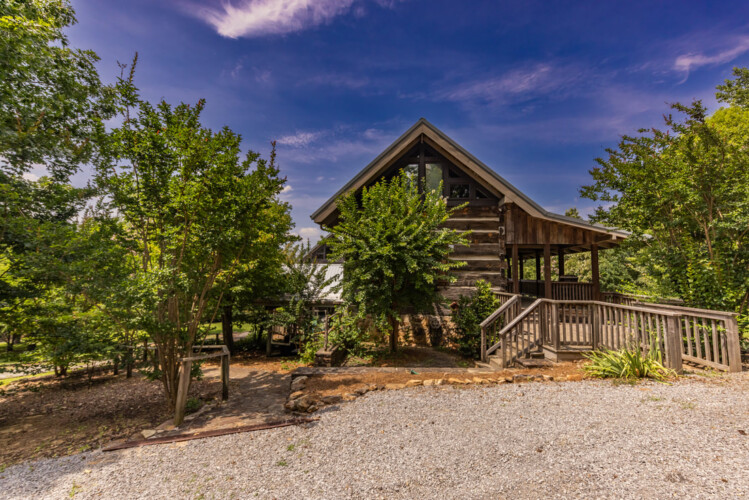 guntersville lake cabins
