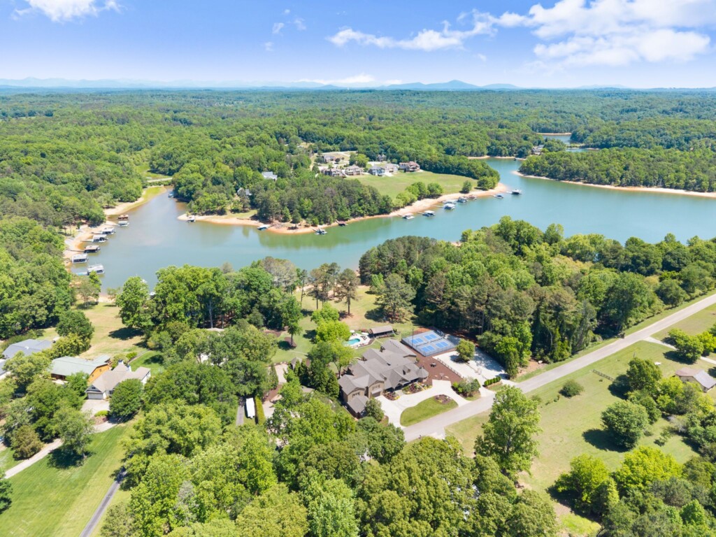 lake lanier vacation rentals