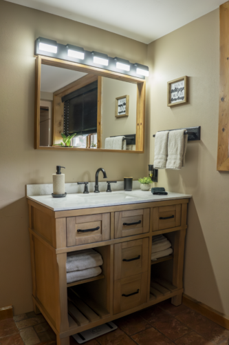 wisconsin dells cabin rentals with hot tub