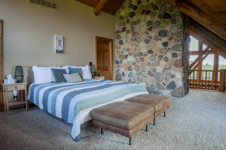 wisconsin dells cabin rentals with hot tub