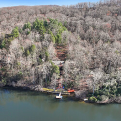 lake cabins in georgia