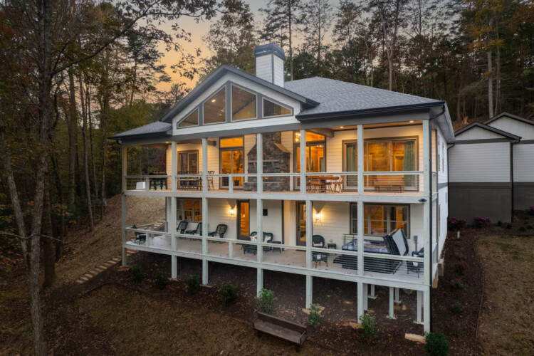lakefront north georgia cabin