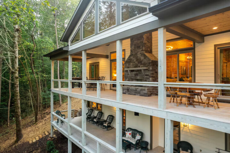 lakefront north georgia cabin