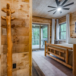 lakefront north georgia cabin