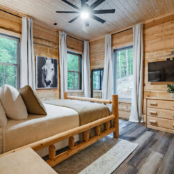 lakefront north georgia cabin