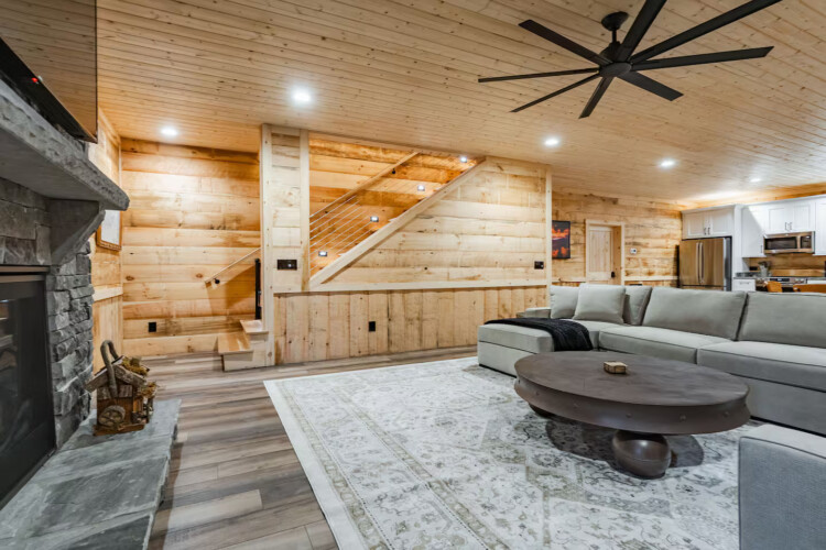 lakefront north georgia cabin