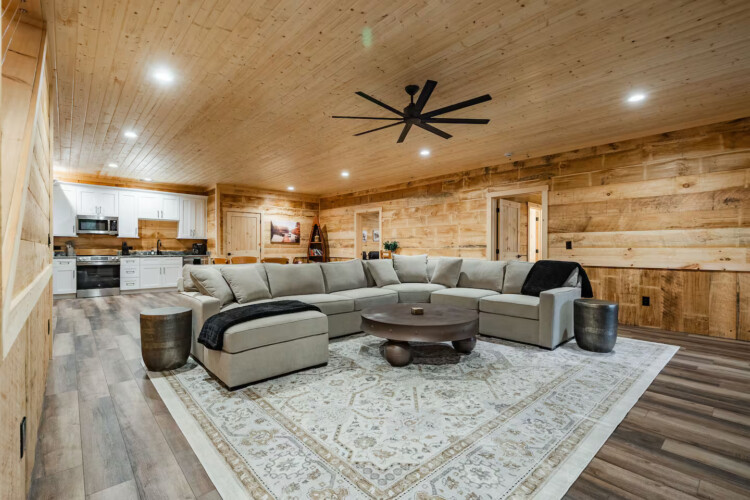 lakefront north georgia cabin