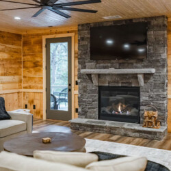 lakefront north georgia cabin