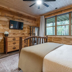 lakefront north georgia cabin