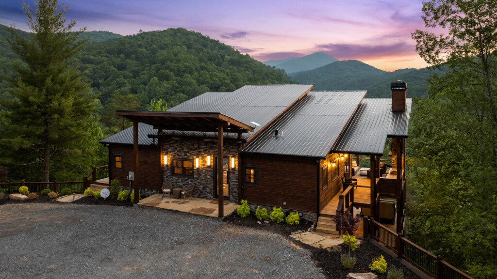 cabin-rentals-in-cherry-log-ga