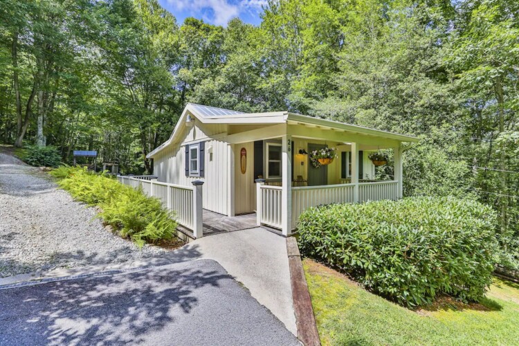 lake glenville nc cabin rentals