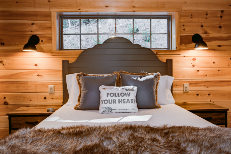 saluda cabin rentals