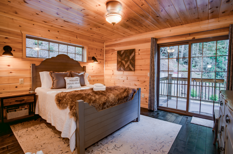 saluda cabin rentals