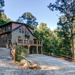 saluda cabin rentals