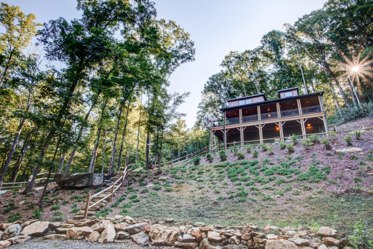 saluda cabin rentals