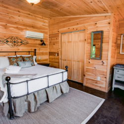 saluda cabin rentals