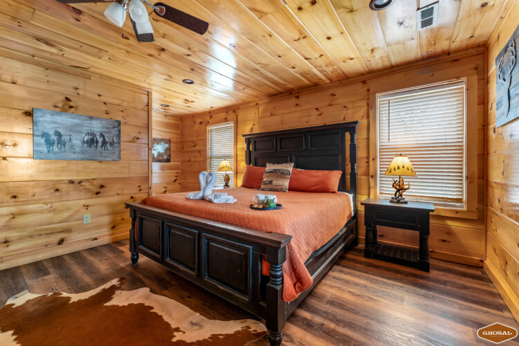 cabin rentals for large groups in pigeon forge