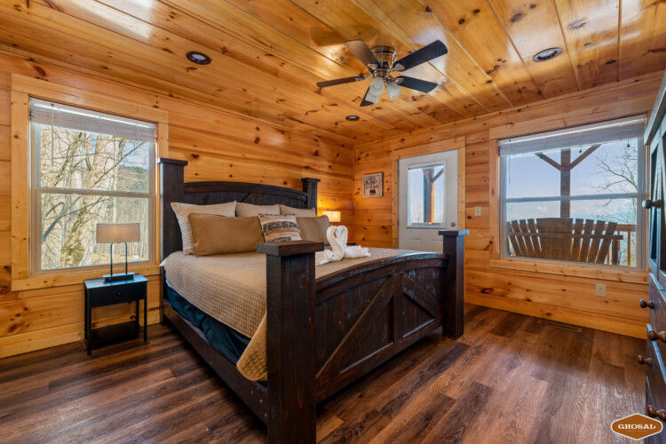 cabin rentals for large groups in pigeon forge