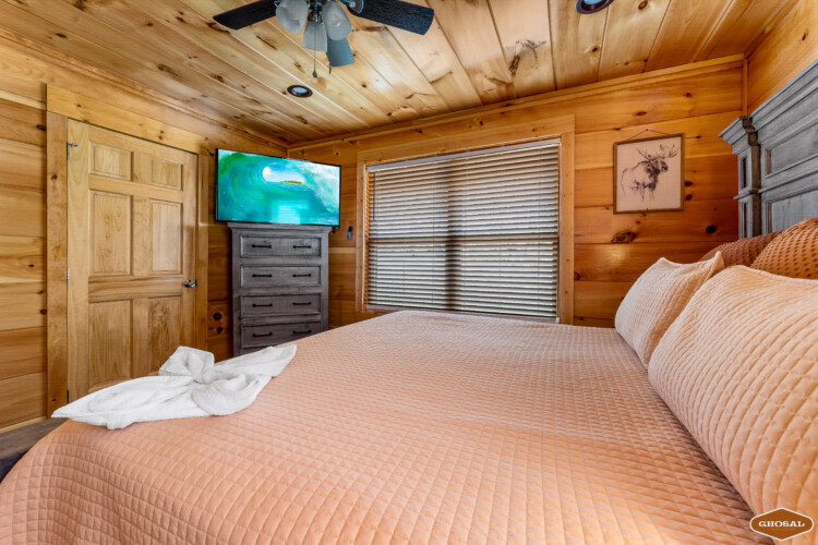 cabin rentals for large groups in pigeon forge