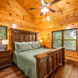 cabin rentals for large groups in pigeon forge
