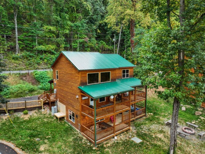cabin rentals for large groups in pigeon forge