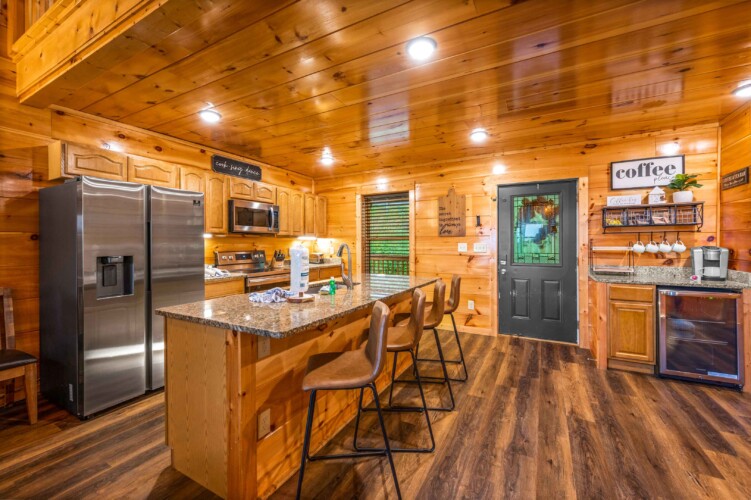 cabin rentals for large groups in pigeon forge