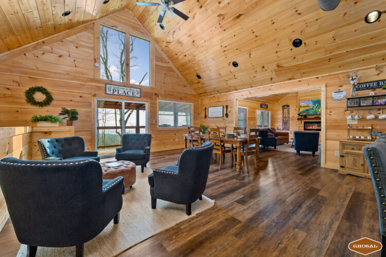 cabin rentals for large groups in pigeon forge