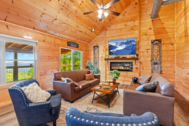 cabin rentals for large groups in pigeon forge