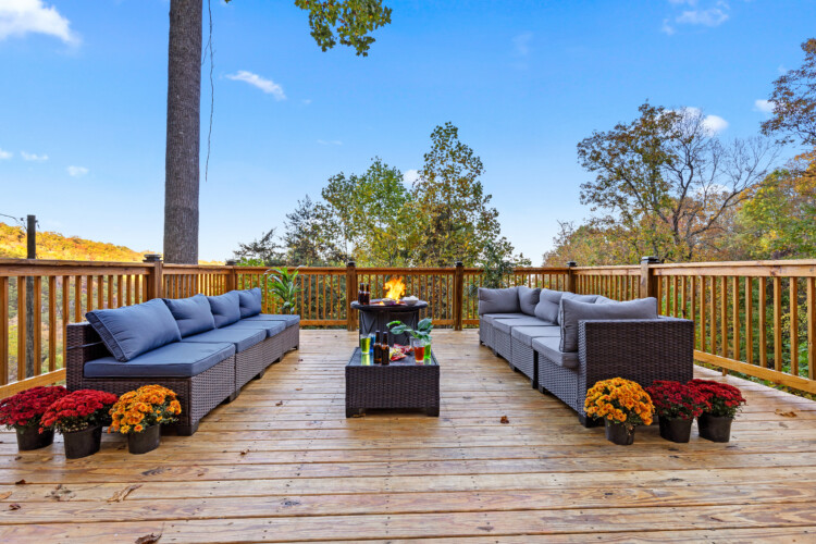 cabin rentals for large groups in pigeon forge