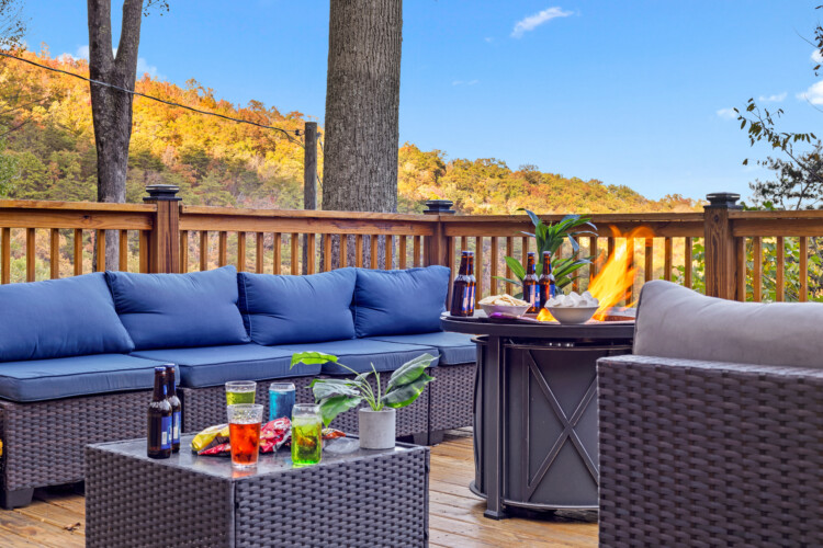 cabin rentals for large groups in pigeon forge