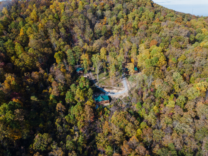 cabin rentals for large groups in pigeon forge