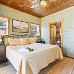 large cabins in gatlinburg