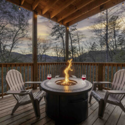 large cabins in gatlinburg