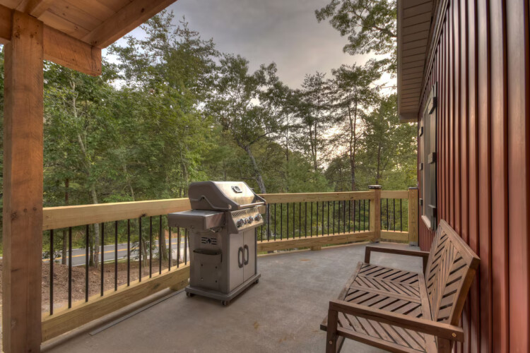 romantic cabin near downtown blue ridge ga