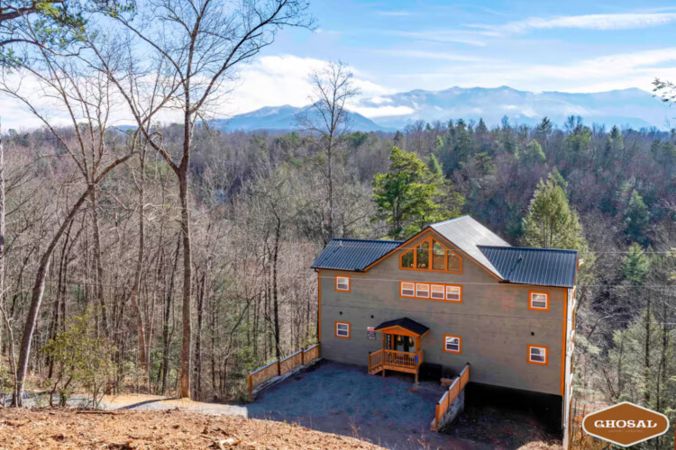 gatlinburg cabins with indoor private pools