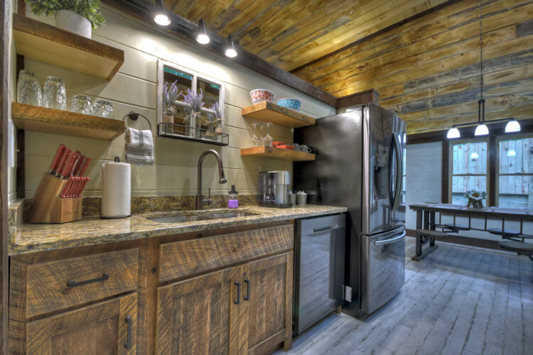 romantic cabin near downtown blue ridge ga