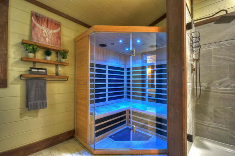 romantic cabin near downtown blue ridge ga
