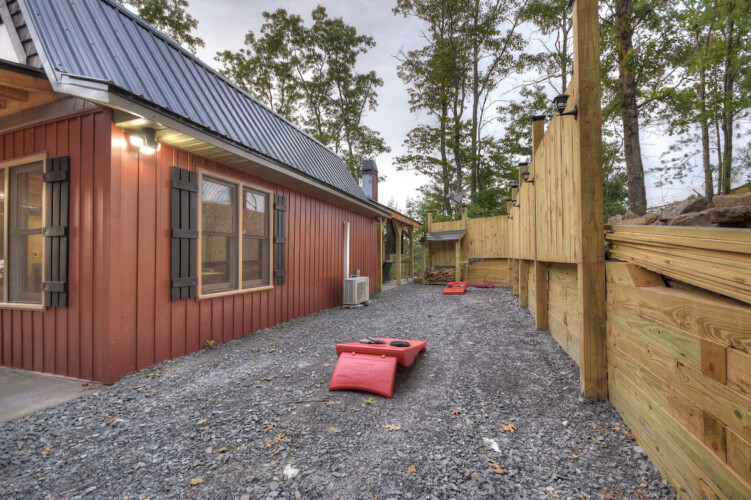 romantic cabin near downtown blue ridge ga