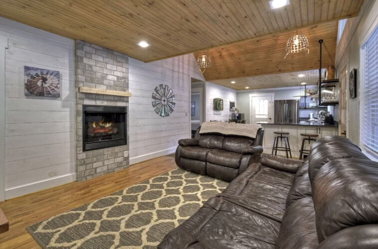cabin near downtown blue ridge georgia