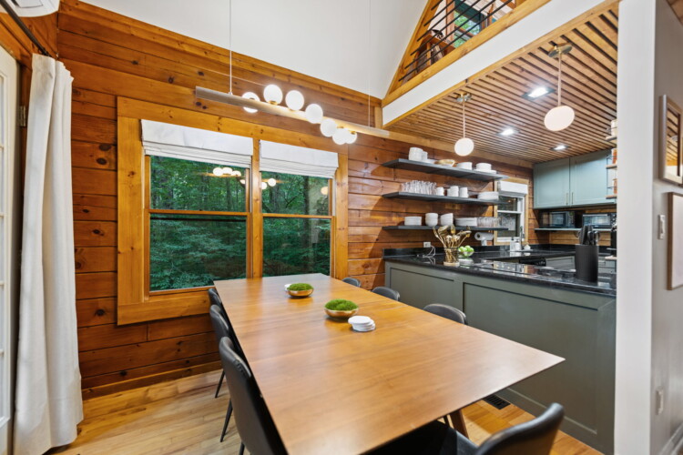 pet friendly cabins in ellijay ga