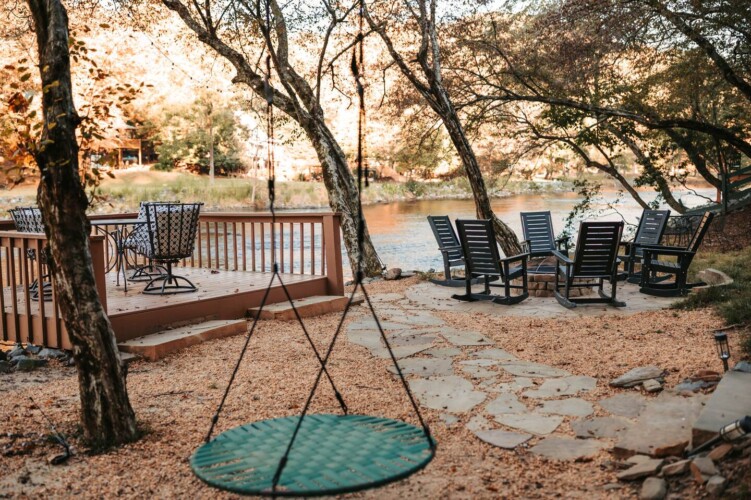 riverfront cabin rentals in ellijay ga