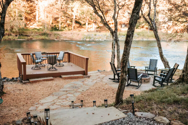riverfront cabin rentals in ellijay ga
