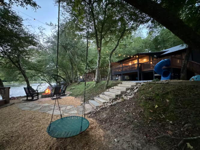 riverfront cabin rentals in ellijay ga