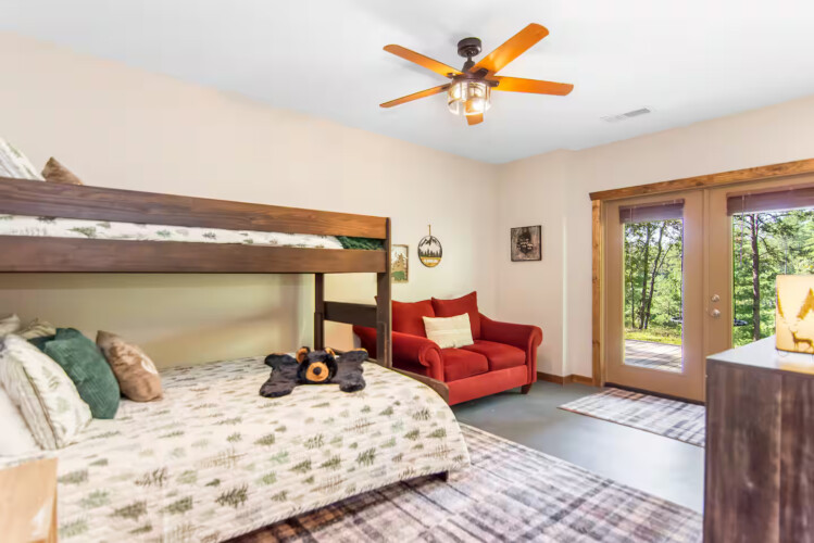 creekside cabin ellijay ga
