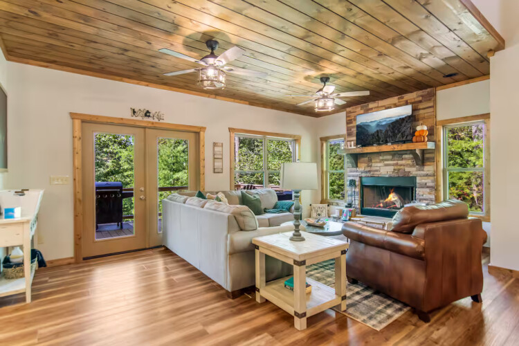 creekside cabin ellijay ga