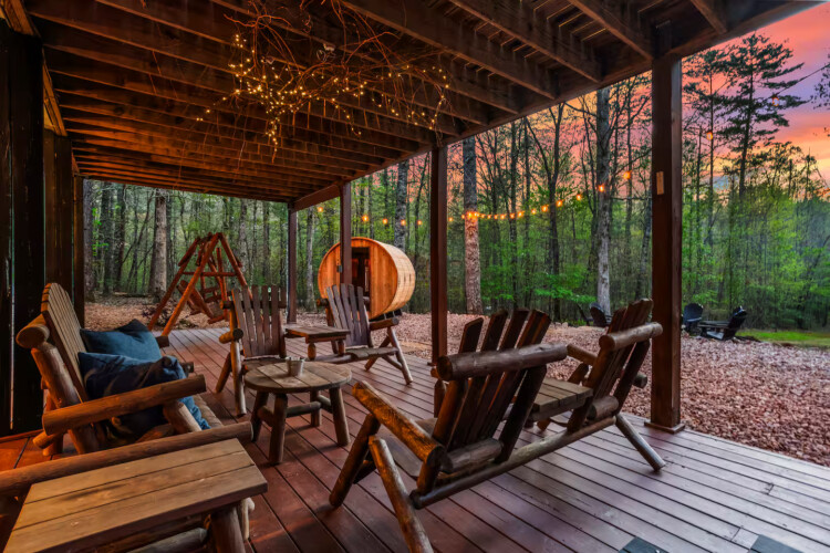 cabins on fightingtown creek with sauna