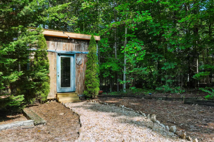 cabins on fightingtown creek with sauna