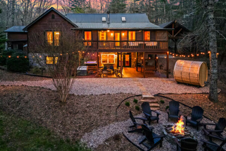 cabins on fightingtown creek with sauna