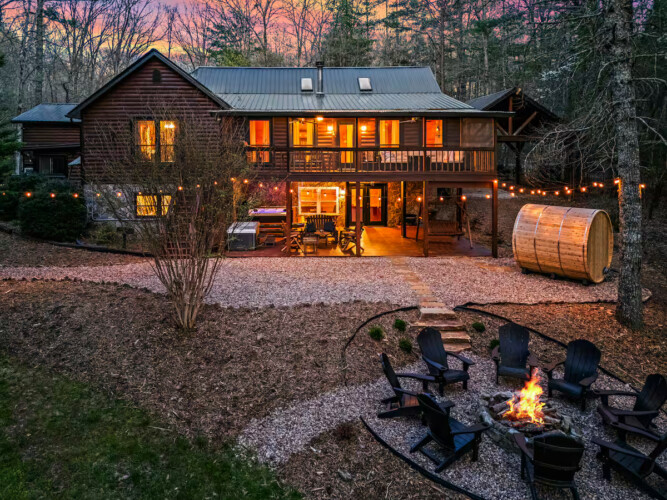 cabins on fightingtown creek with sauna