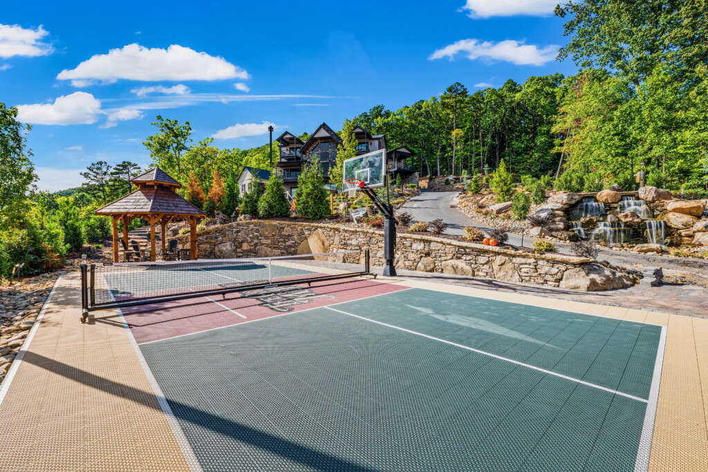 large cabin rentals pigeon forge